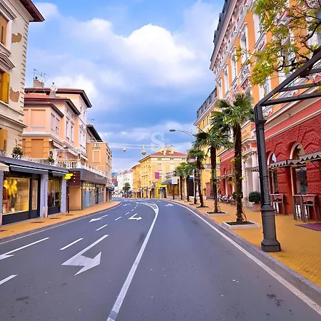 Feria 1 Apartman Opatija